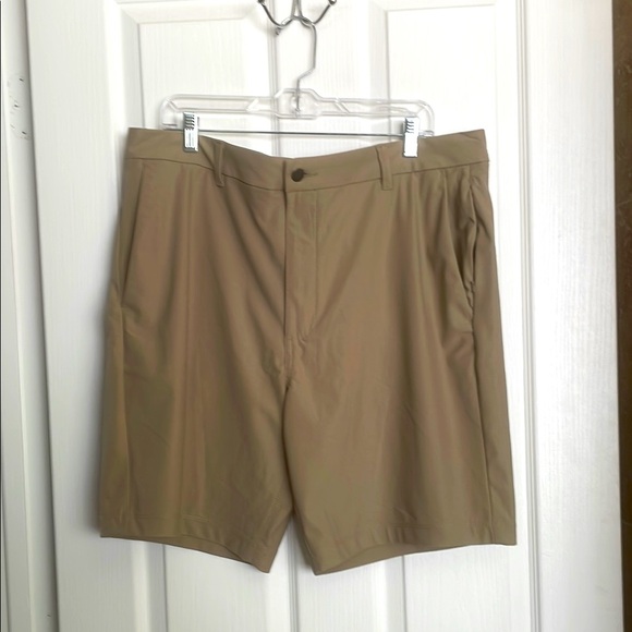 NWT - Benton Performance Tan Shorts - Picture 1 of 5